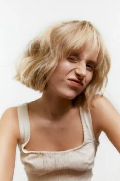 Maria Nila Texture Spray 250ml -Haarverzorgingswinkel img texture spray 01 2023 09 25