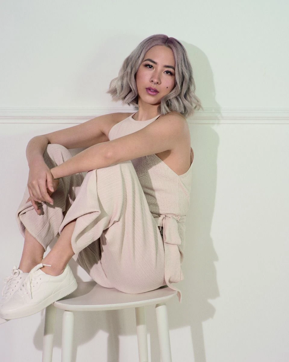 Schwarzkopf Blond Me Cool Blondes Neutralizing Shampoo 1000ml 3 Schwarzkopf Blond Me Cool Blondes Neutralizing Shampoo 1000ml - Afbeelding 3